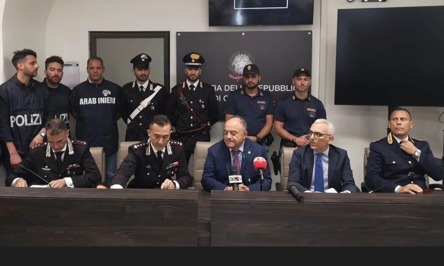 I tentacoli del clan Abbruzzese sulla Sibaritide. Fissata l’udienza preliminare – I NOMI