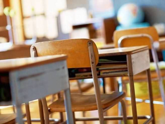 Violenza sessuale a scuola: ascoltate sei ex alunne di Belmonte