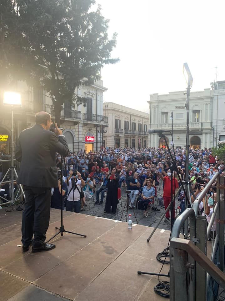 Bersani tira la corsa di Falcomatà: «Noi non siamo quelli di "Fiamma Tricolore"» – VIDEO