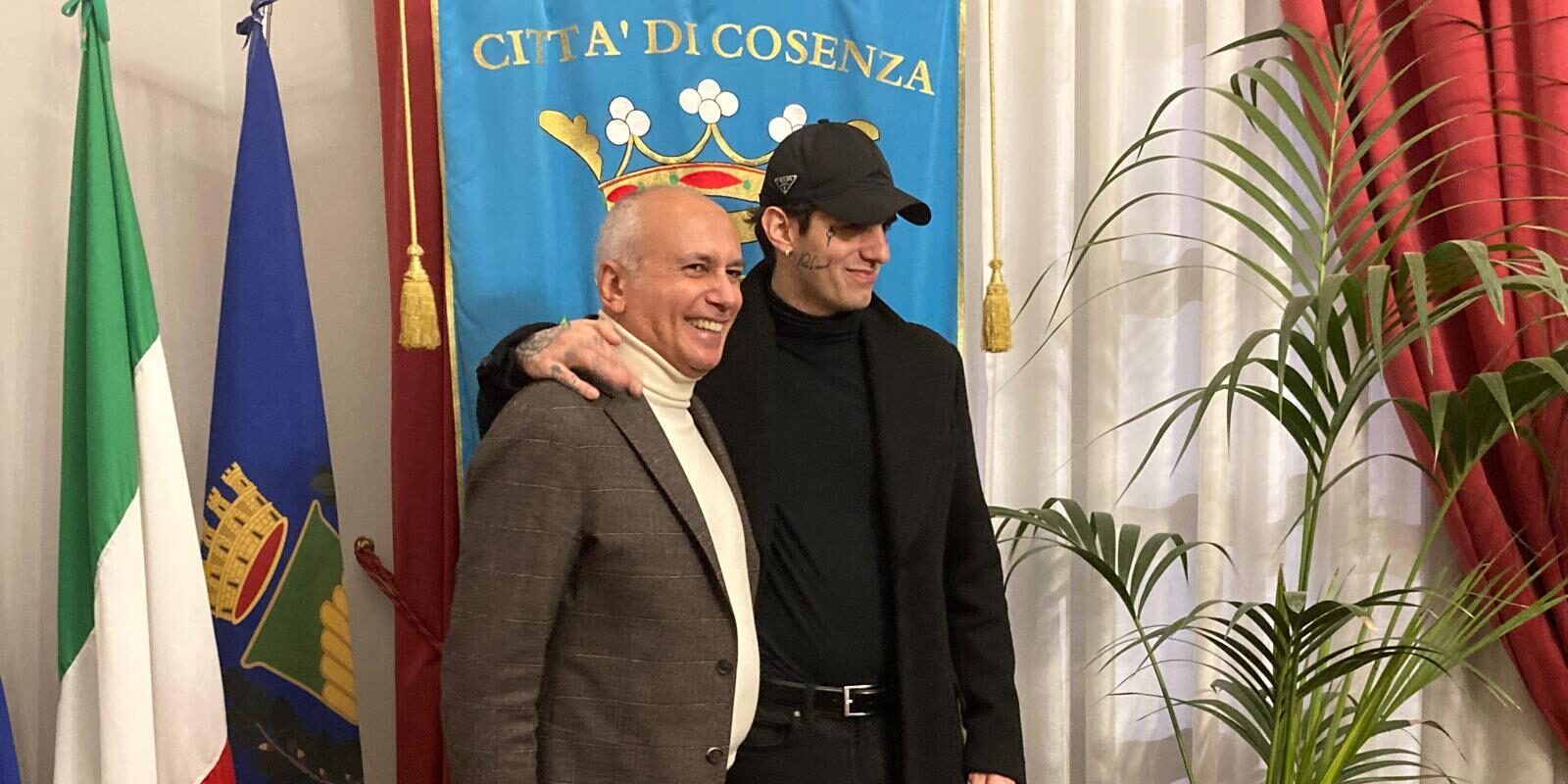 A Cosenza più di 50mila presenze per il concertone di Achille Lauro in piazza dei Bruzi