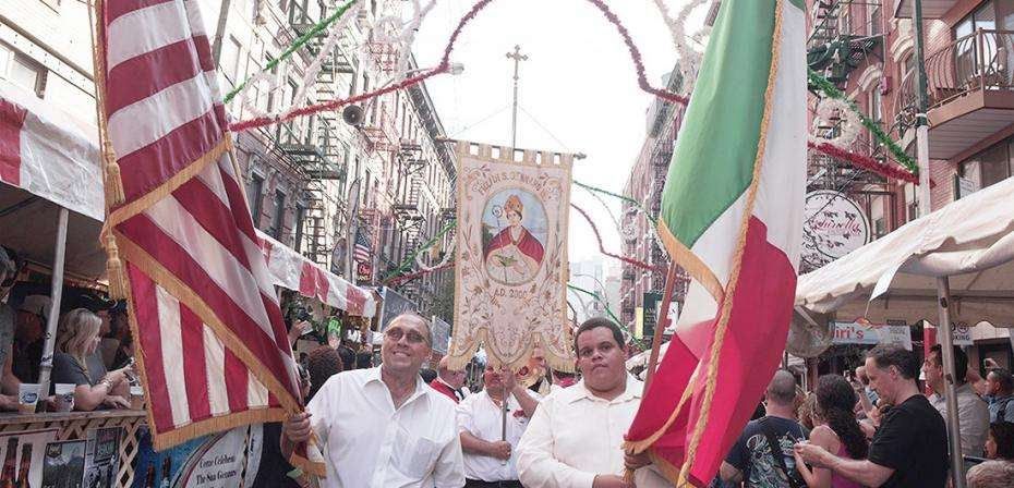 Fondi a pioggia per i calabresi “all’estero”