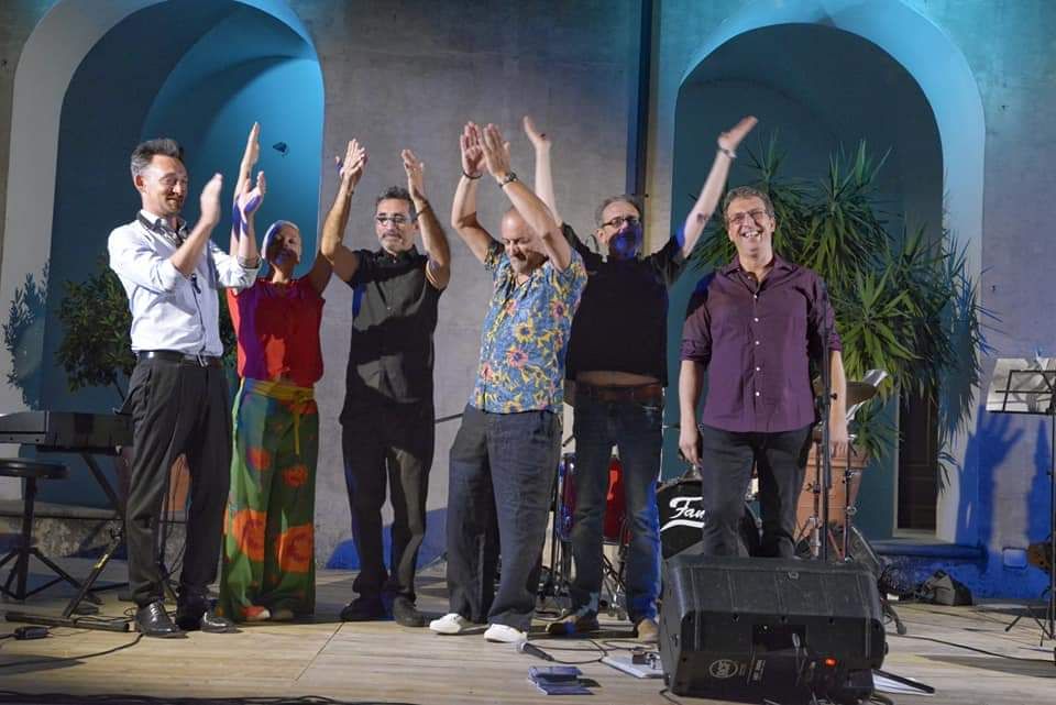 Notte d’autore a Taverna chiude con il botto 