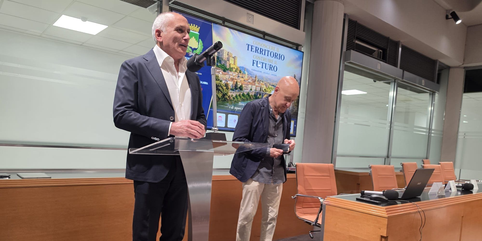 Conoscere il territorio, costruire il futuro: successo a Cosenza per il progetto di formazione Scuola-Lavoro