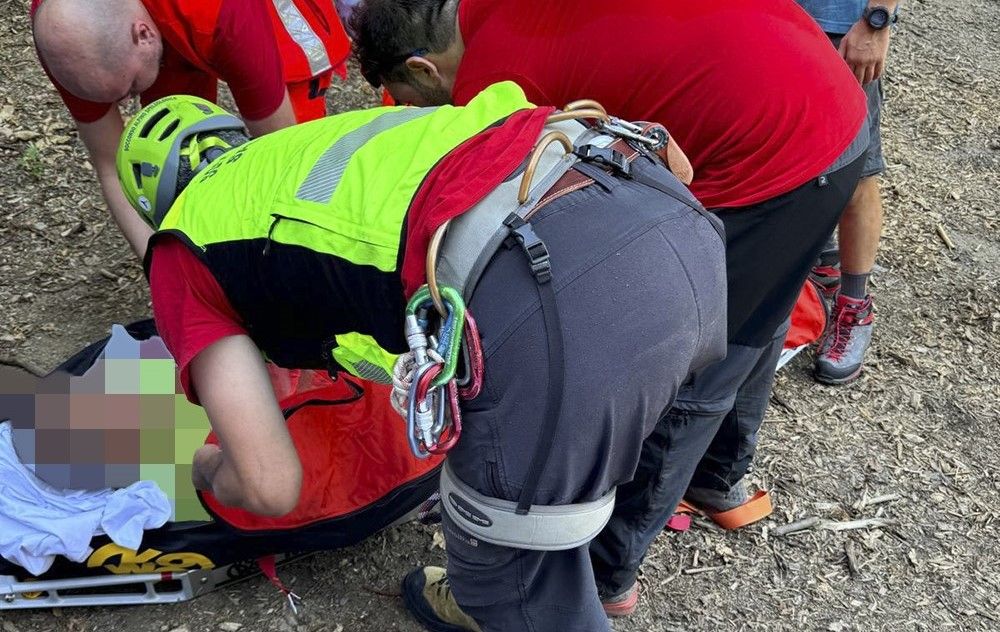 Cade durante un’arrampicata, 57enne salvato a Catanzaro