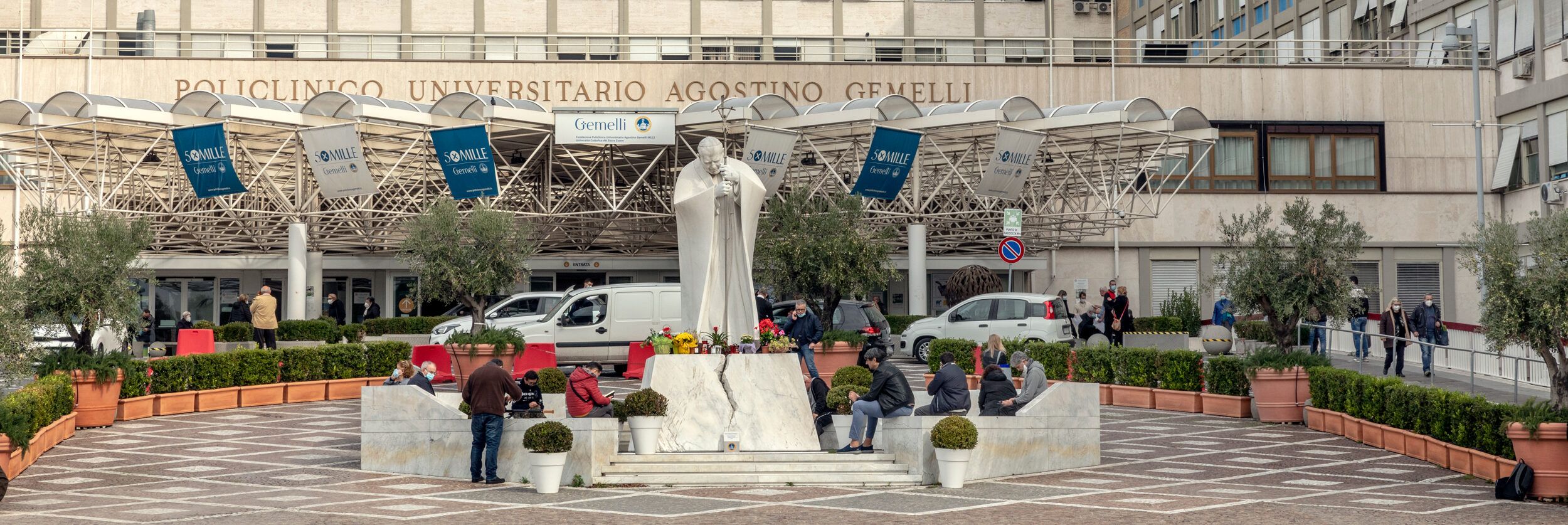 I fiori di Confagricoltura per i pazienti oncologici del Gemelli