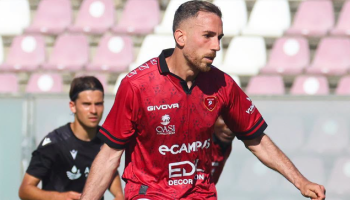 Reggina tra fischi e speranze: ultimi 180 minuti per inseguire il sogno Serie C
