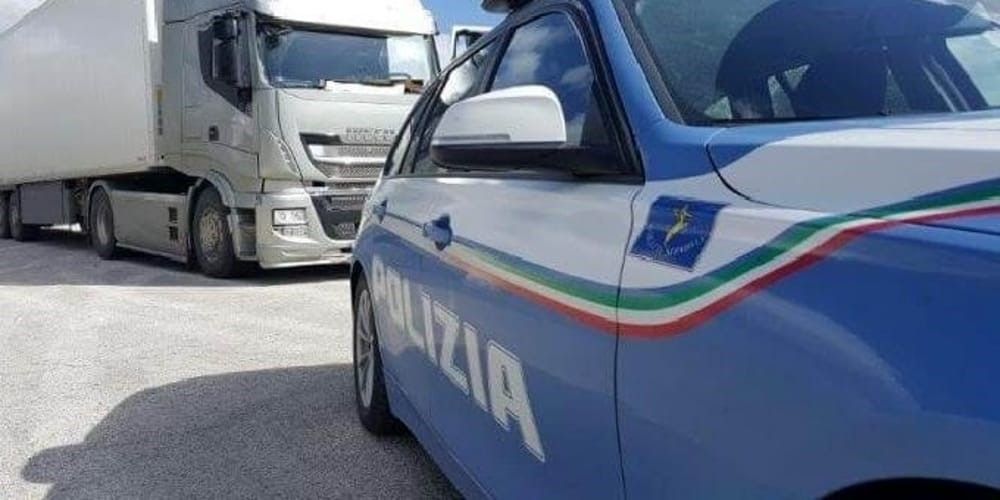 Crotone, emulatore nei camion per nascondere gli inquinanti e percepire benefici fiscali