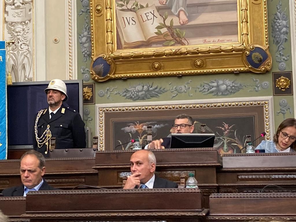 Cosenza, il Consiglio comunale approva il Piano finanziario Tari, le tariffe e le agevolazioni per il 2023