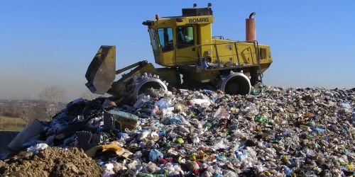 discarica-rifiuti-Calabria-a182e08b