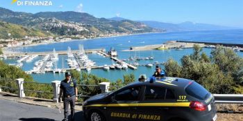 Controlli estivi, la Finanza blinda la costa calabrese: quasi 4mila uomini in campo