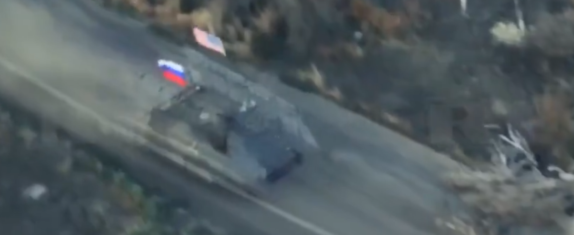 Ucraina, spunta il video di un tank russo con bandiera Usa