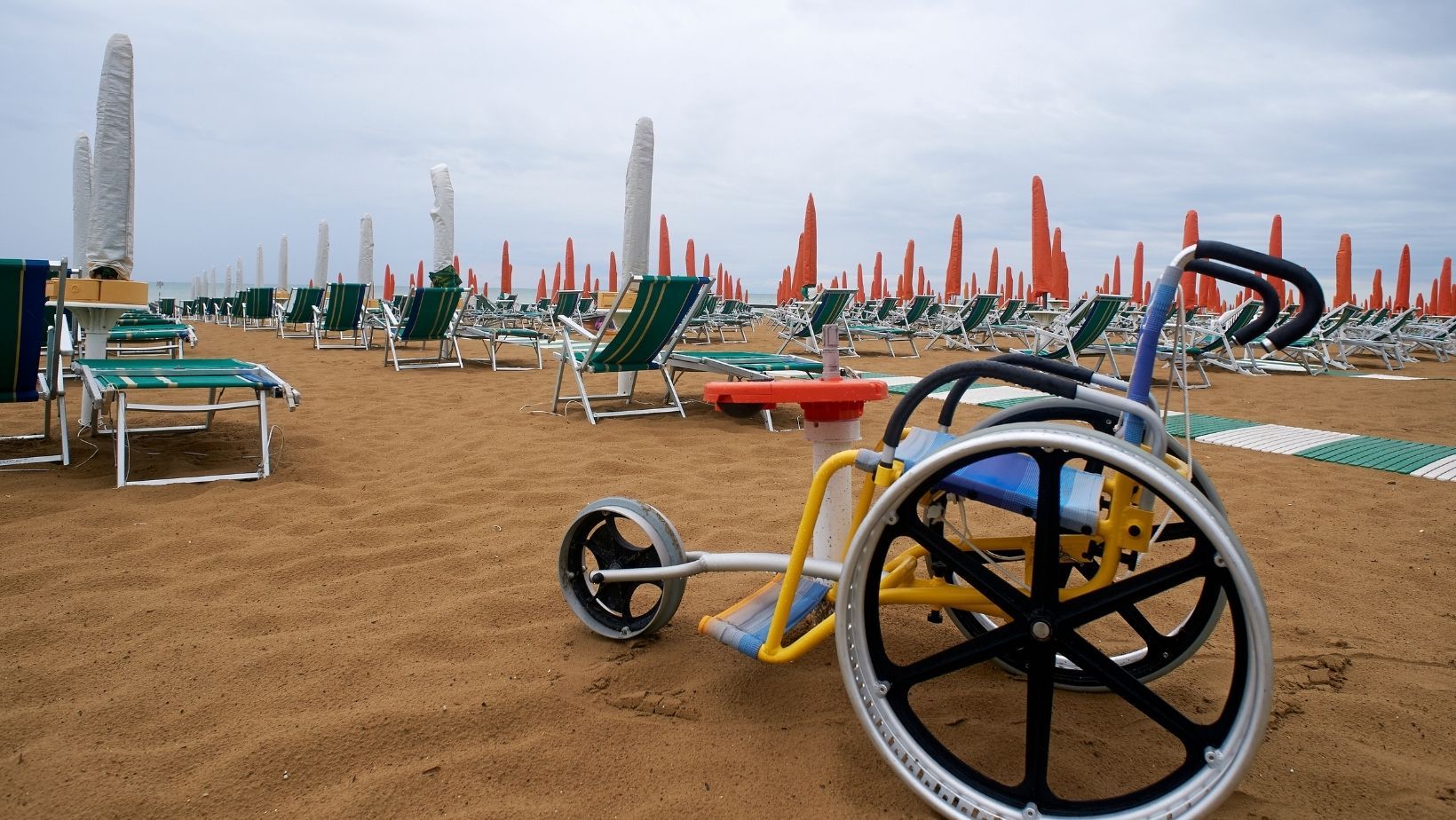 Disabili, proposta di legge del M5S per l’accesso alle spiagge