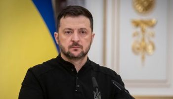 Ucraina, il 24 febbraio Zelensky annuncerà elezioni e referendum