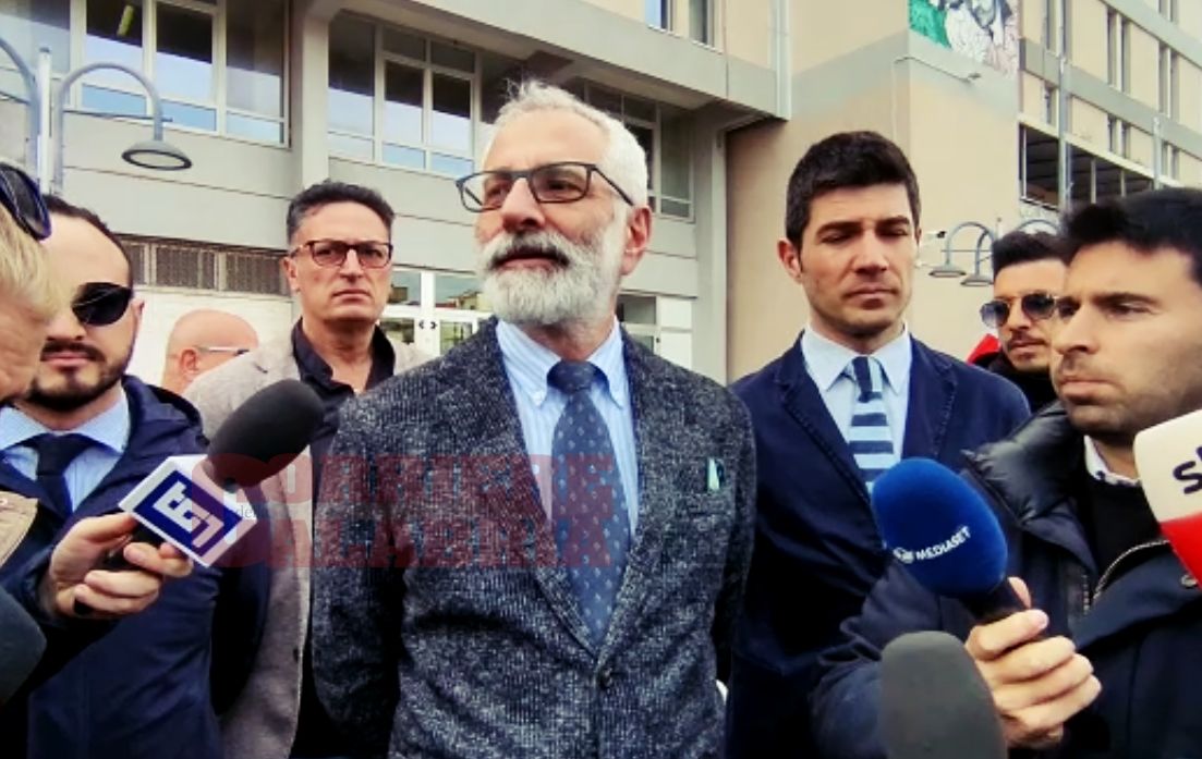 Il procuratore di Crotone: «Sul naufragio di Cutro presto ci saranno novità»