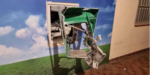 Assalto con esplosivo a un bancomat nel Cosentino