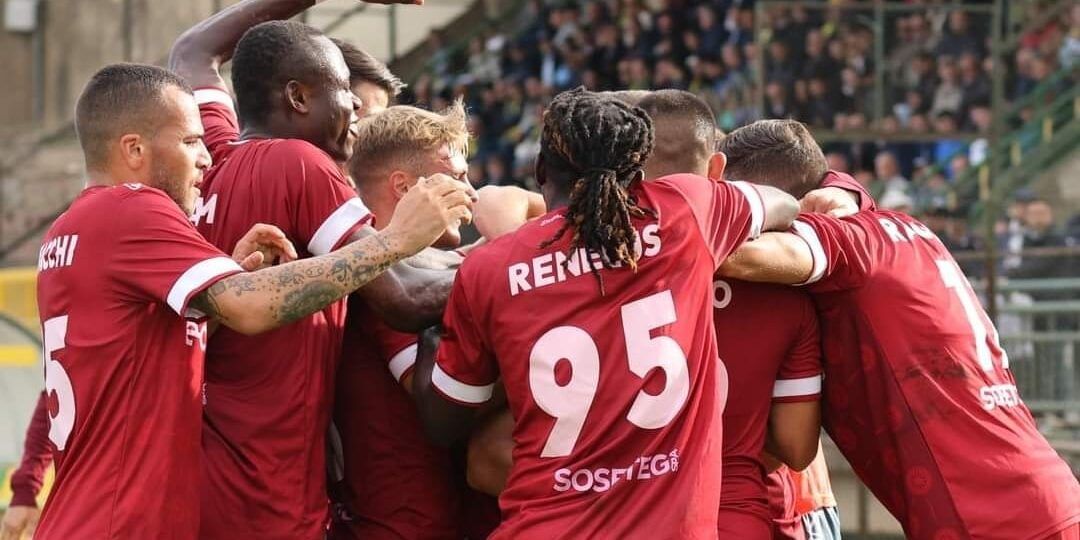 Reggina, dopo Barranco saluta anche Renelus: attacco da rivoluzionare
