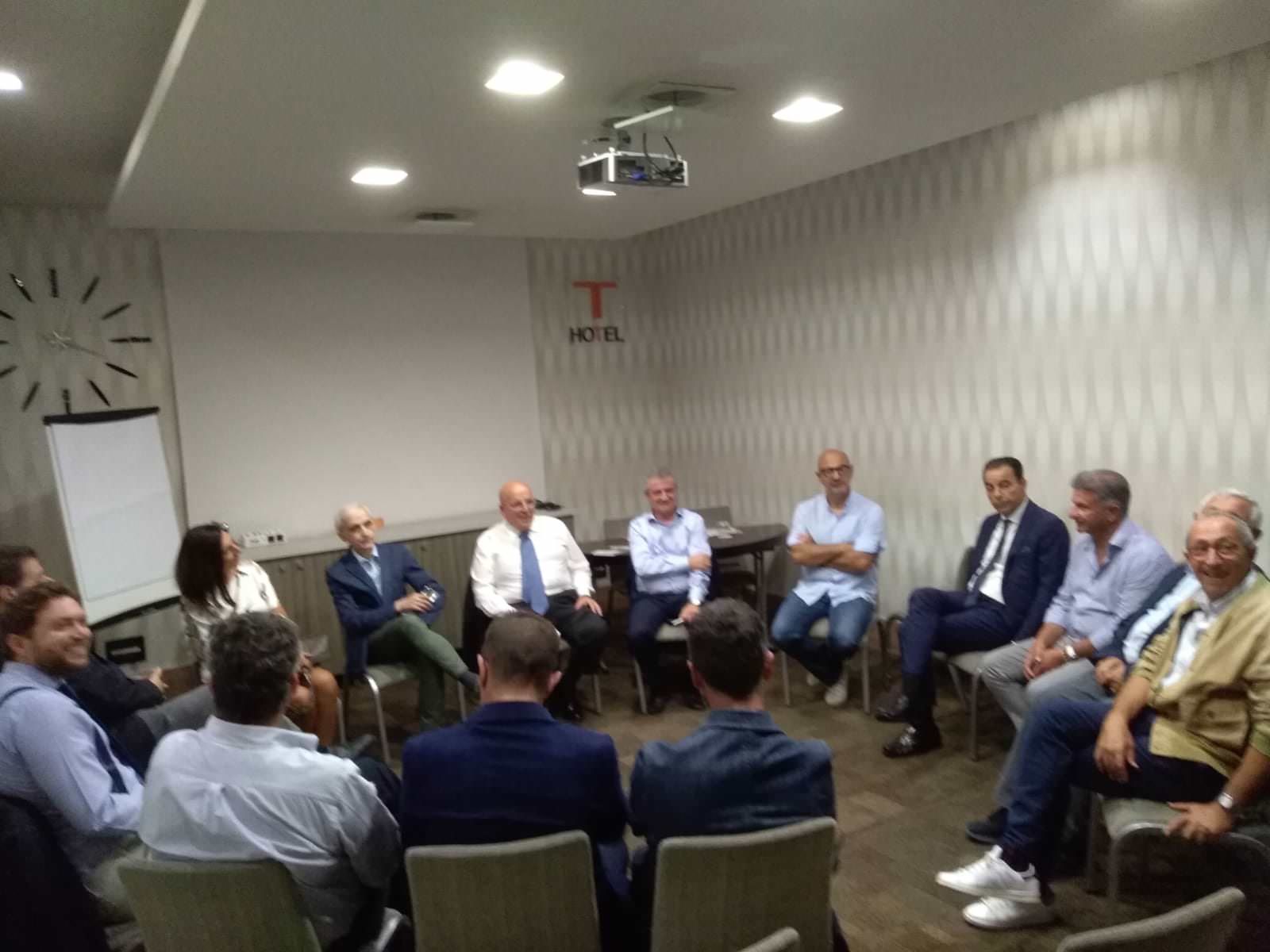 Incarnato: «I sostenitori dell'accordo Pd-M5S rinsaviscano»