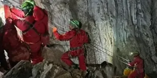 soccorsi grotta speleologi