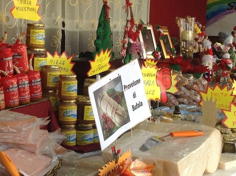 Il fascino dei mercatini di Cosenza