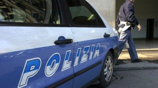 Aggredito con la scusa del Carnevale, cinque denunce