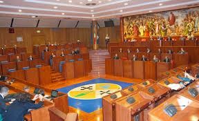 Consiglio, la legge "pro aborto" passa, ma restano le polemiche