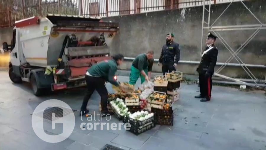 Vibo, sequestrate e distrutte oltre tre tonnellate di frutta avariata – VIDEO