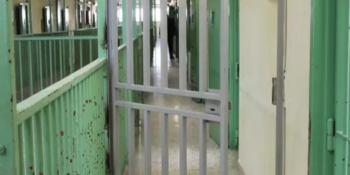 Detenuto calabrese aggredisce agente nel carcere di Messina