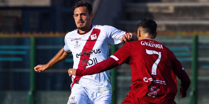Reggina, addio Blondett: il procuratore comunica al club la decisione del difensore