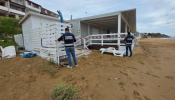 Sequestrata nel Crotonese una struttura balneare per occupazione abusiva del demanio marittimo