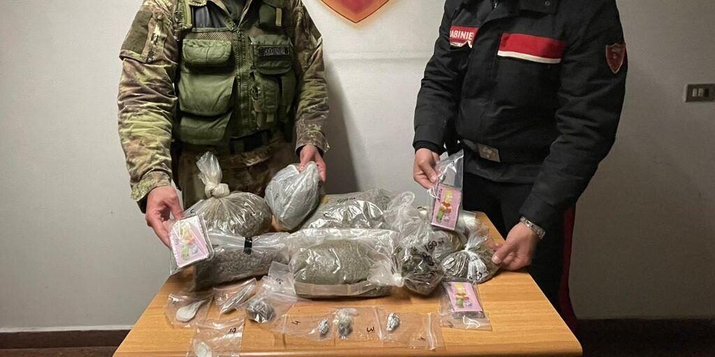 Ai domiciliari con oltre 2 chili di droga. Arrestato un 55enne a Cetraro