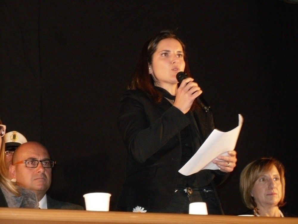 Amantea, la sfida del sindaco intimidito