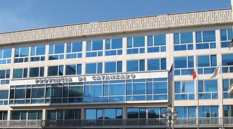 Edilizia scolastica, 5 milioni di euro alla Provincia di Catanzaro