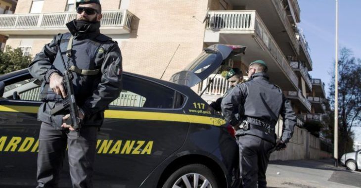 «Reddito sproporzionato», sigilli ai beni di un plurindagato calabrese nel Livornese