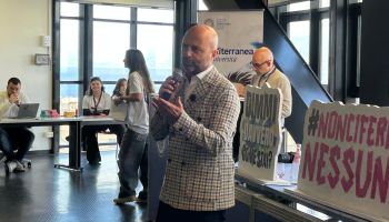 «Dimmi davvero come stai»: Luca Abete chiude all’Università Mediterranea il tour #NonCiFermaNessuno