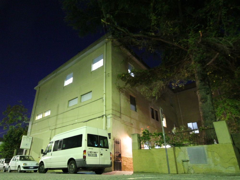 Villa Betania, protesta coi genitori degli assistiti