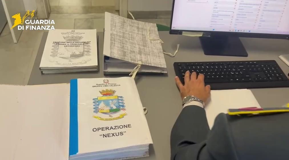 ‘Ndrangheta e narcotraffico, colpo al clan Mancuso: maxi sequestro da 4 milioni di euro – VIDEO