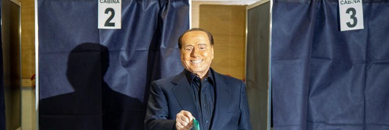 Berlusconi: «Da premier non sarei mai andato da Zelensky»