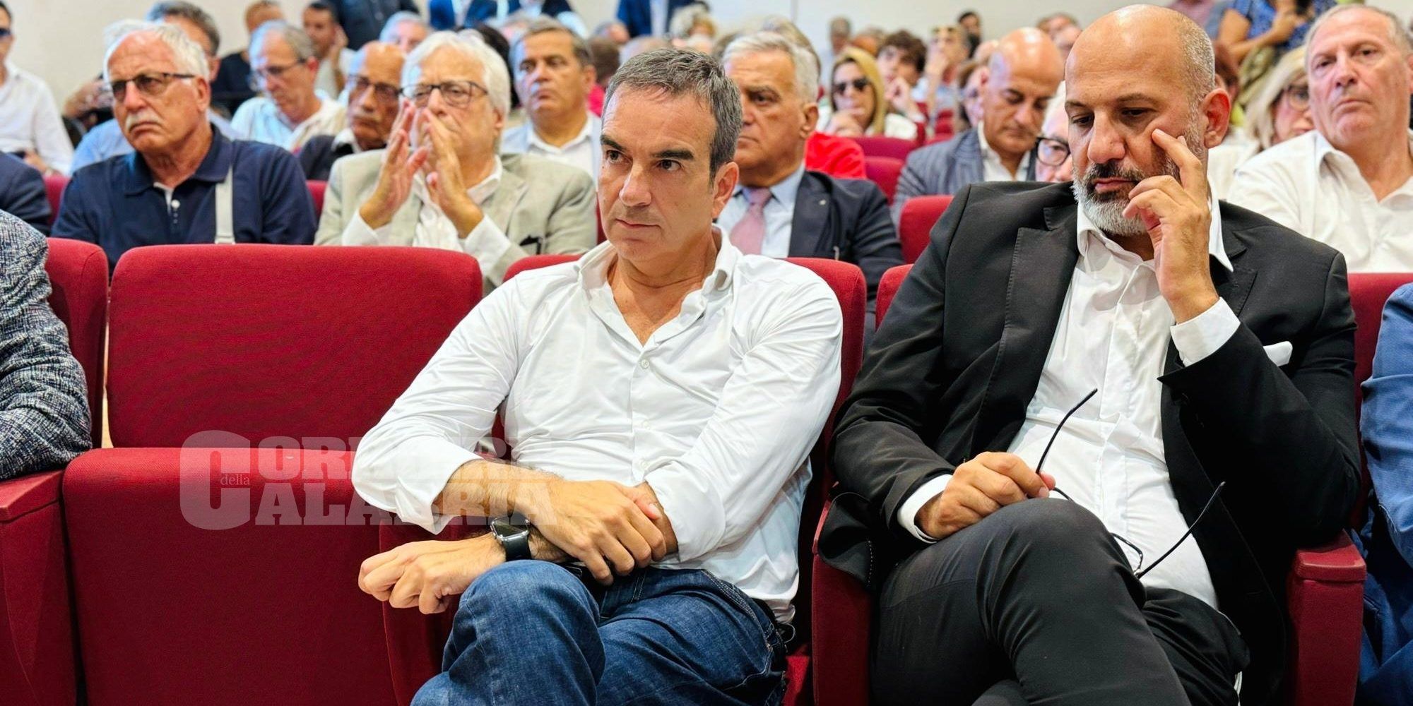 Catanzaro, confronto sulla sanità (ma Tridico non arriva). Occhiuto a Conte: «Cotticelli l’hai nominato tu…» – VIDEO