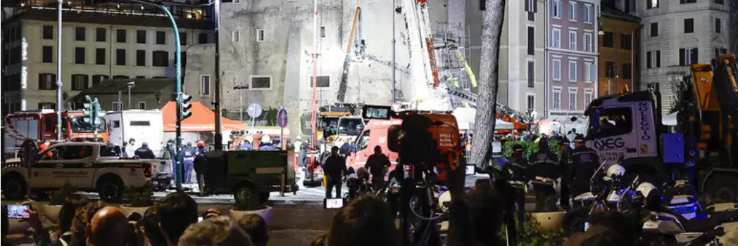Crollo ai Fori Imperiali, estratto operaio sotto le macerie