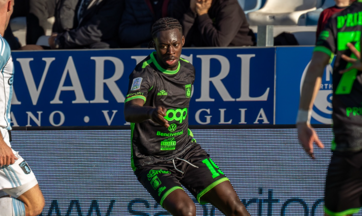 Catanzaro, due giornate di squalifica per Nuamah. Fermato anche Iemmello