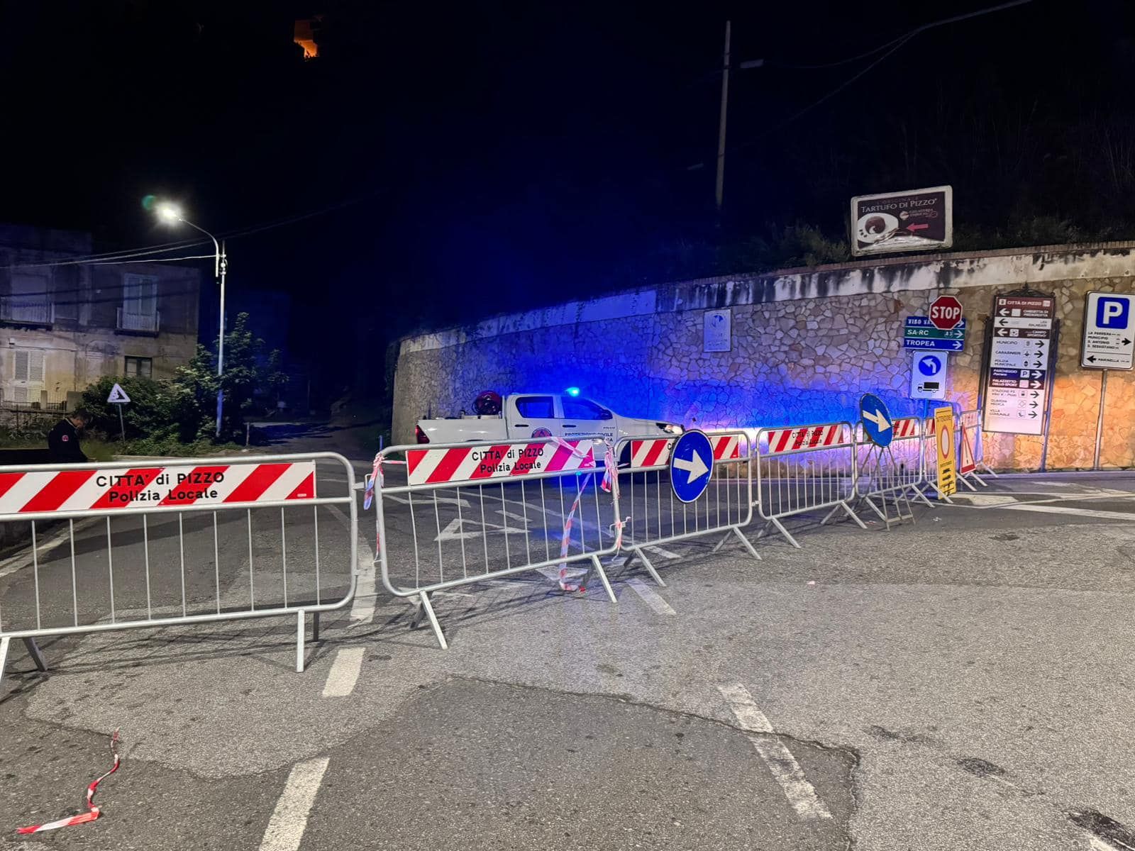 Maltempo, frana sulla ex SS522 a Pizzo