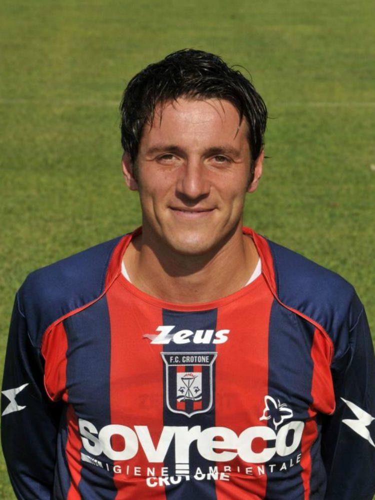 Il Crotone saluta il suo pubblico battendo 4-1 il Brescia