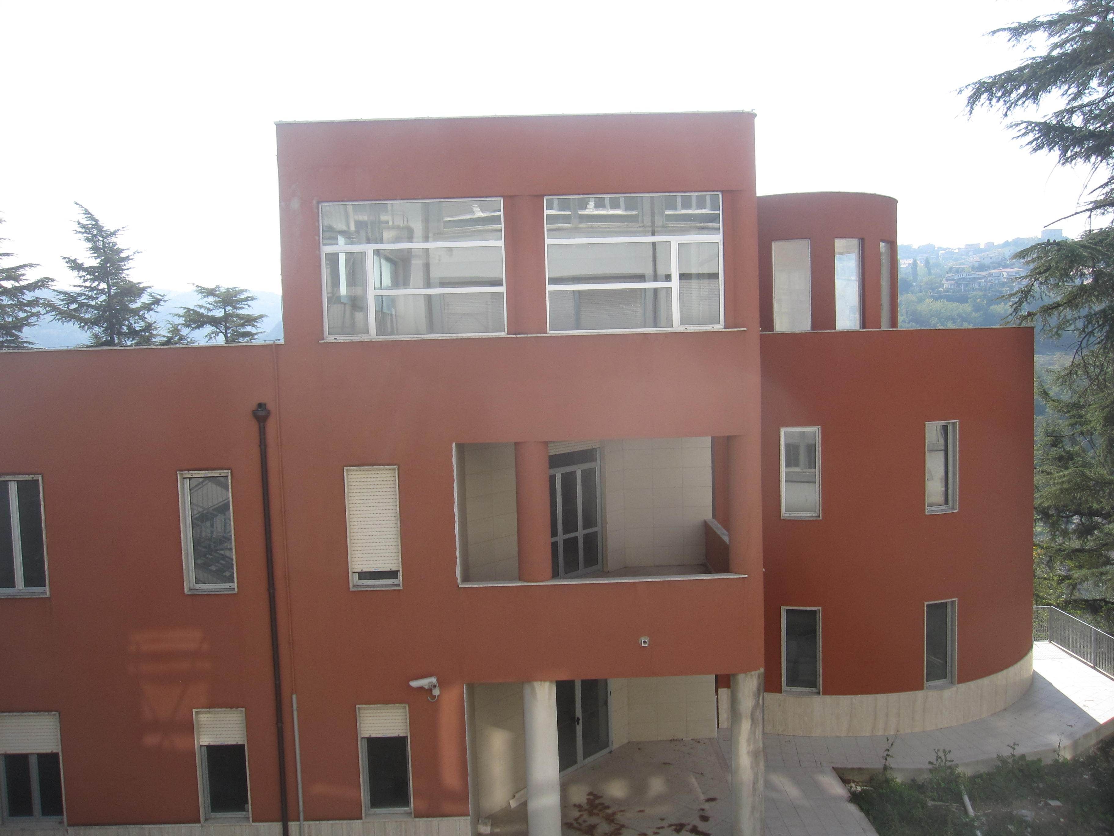 Cosenza, il Mariano Santo a un passo dalla chiusura