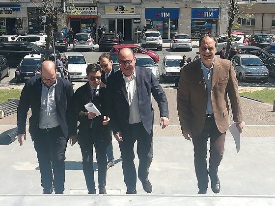 Cosenza, esposto del Pd sui debiti di Occhiuto