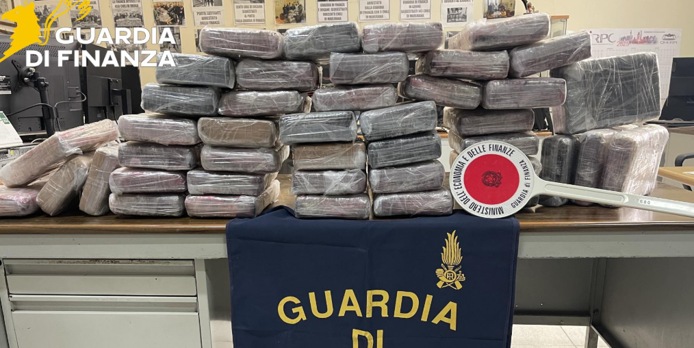 In auto con 55 kg di cocaina, fermato dopo l’inseguimento a Roma: giudizio abbreviato per un 40enne di Tropea