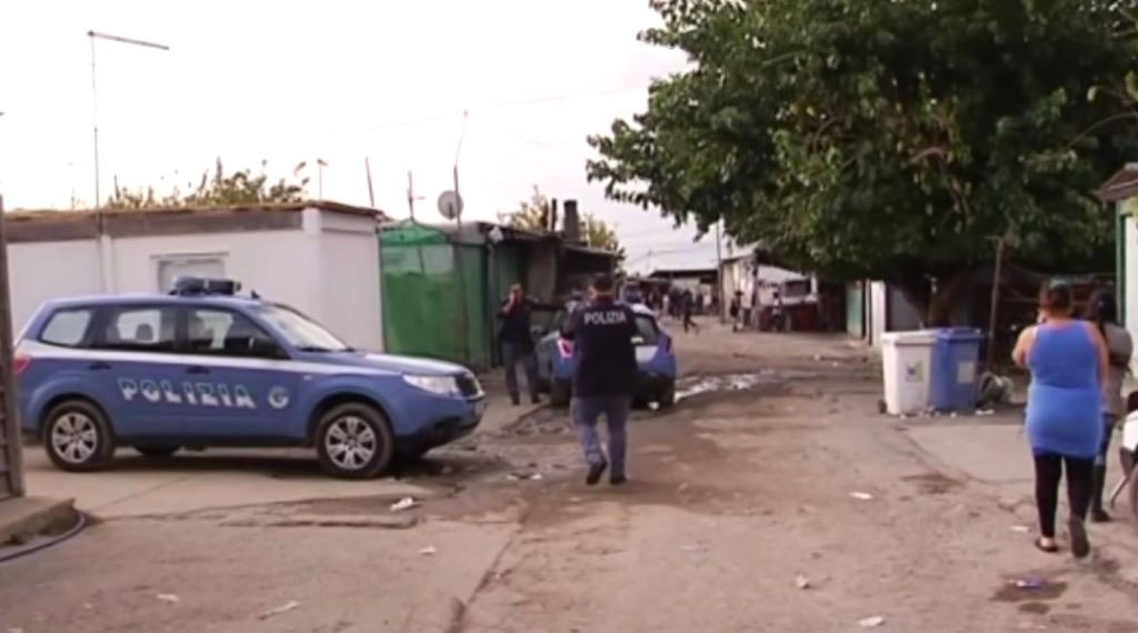 Omicidio al campo rom di Lamezia, identificato l'assassino