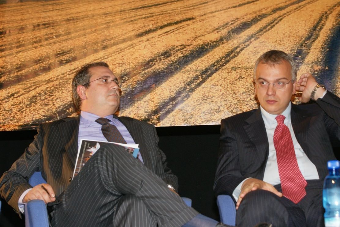 L'accordo con l'Udc divide il Pd