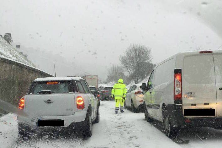 L'Anas si nasconde sotto la neve