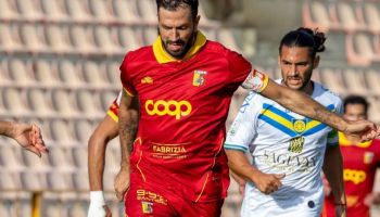 Catanzaro, prima vittoria: Iemmello firma il colpo nel finale