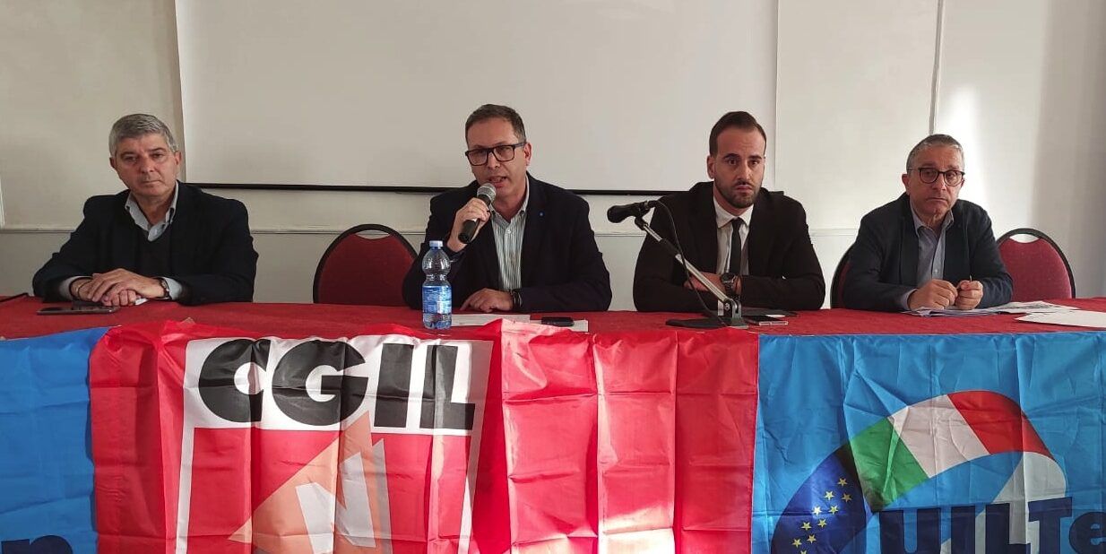 Nidil Cgil e Uiltemp rilanciano la vertenza tirocinanti: ora la contrattualizzazione